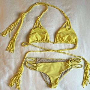 Extremely rare lemonade Acacia bikini set